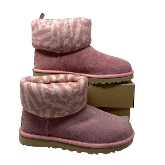 UGG Classic Mini Women Boot Pink 1136674 BLUS used - Picture 1 of 9